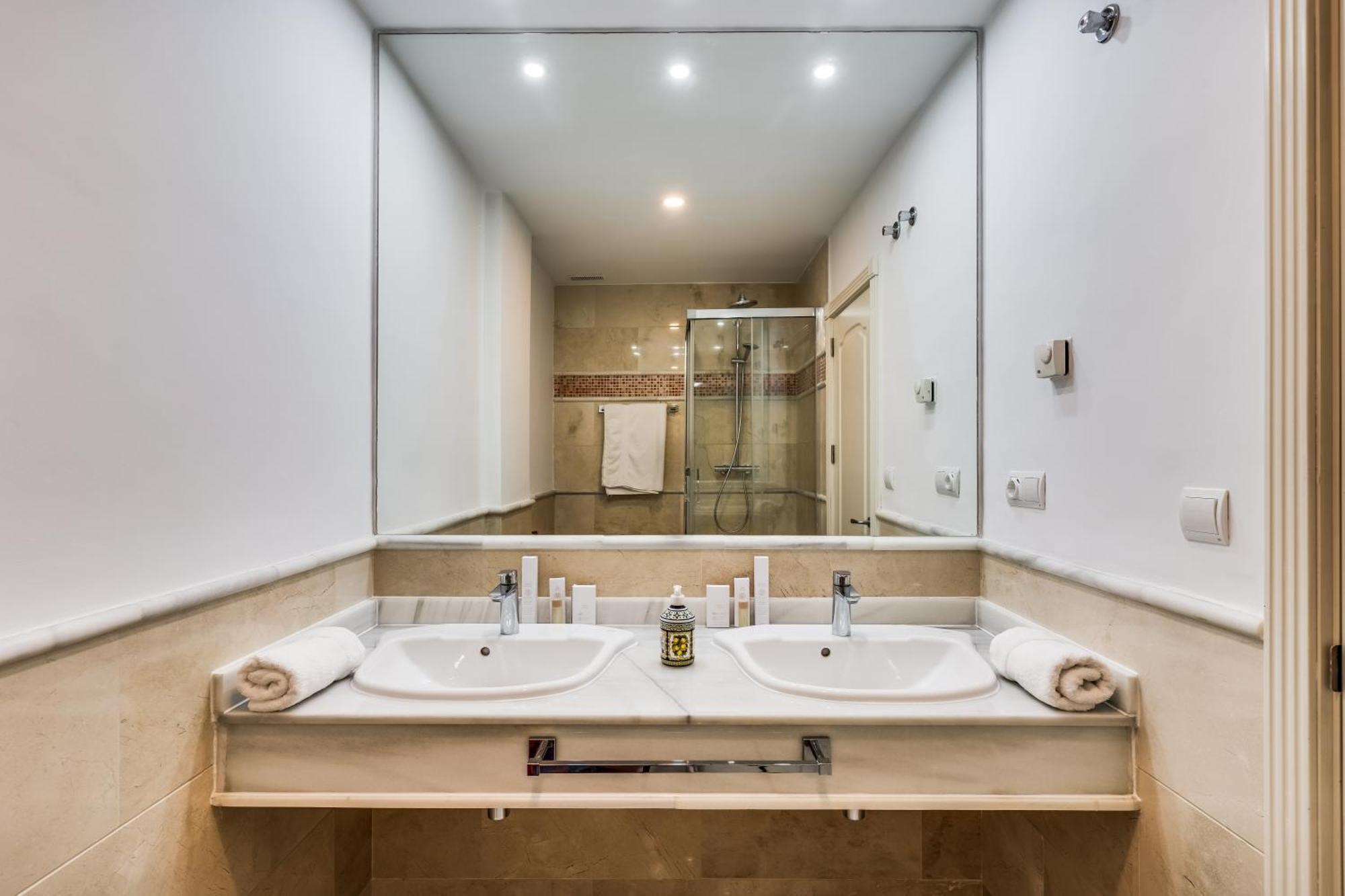 Molo Residences Boutique Apartments & Spa Marbella Exterior photo